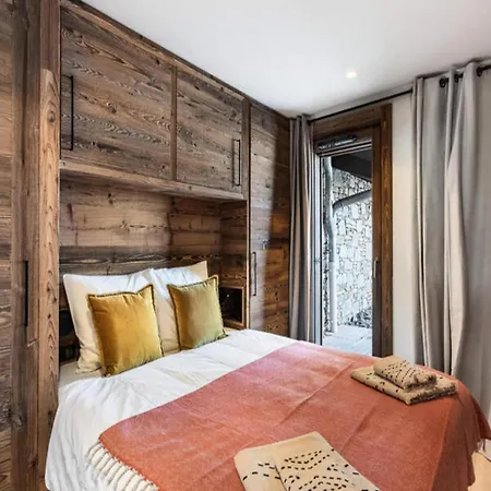 Stallion F * Megeve
