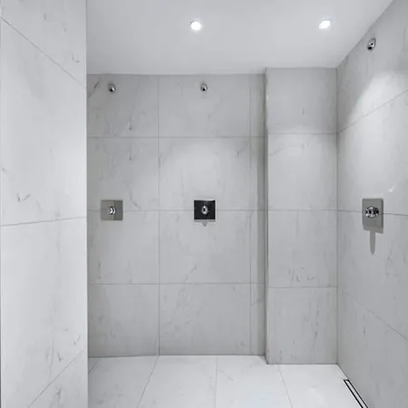 Stallion F Apartment *